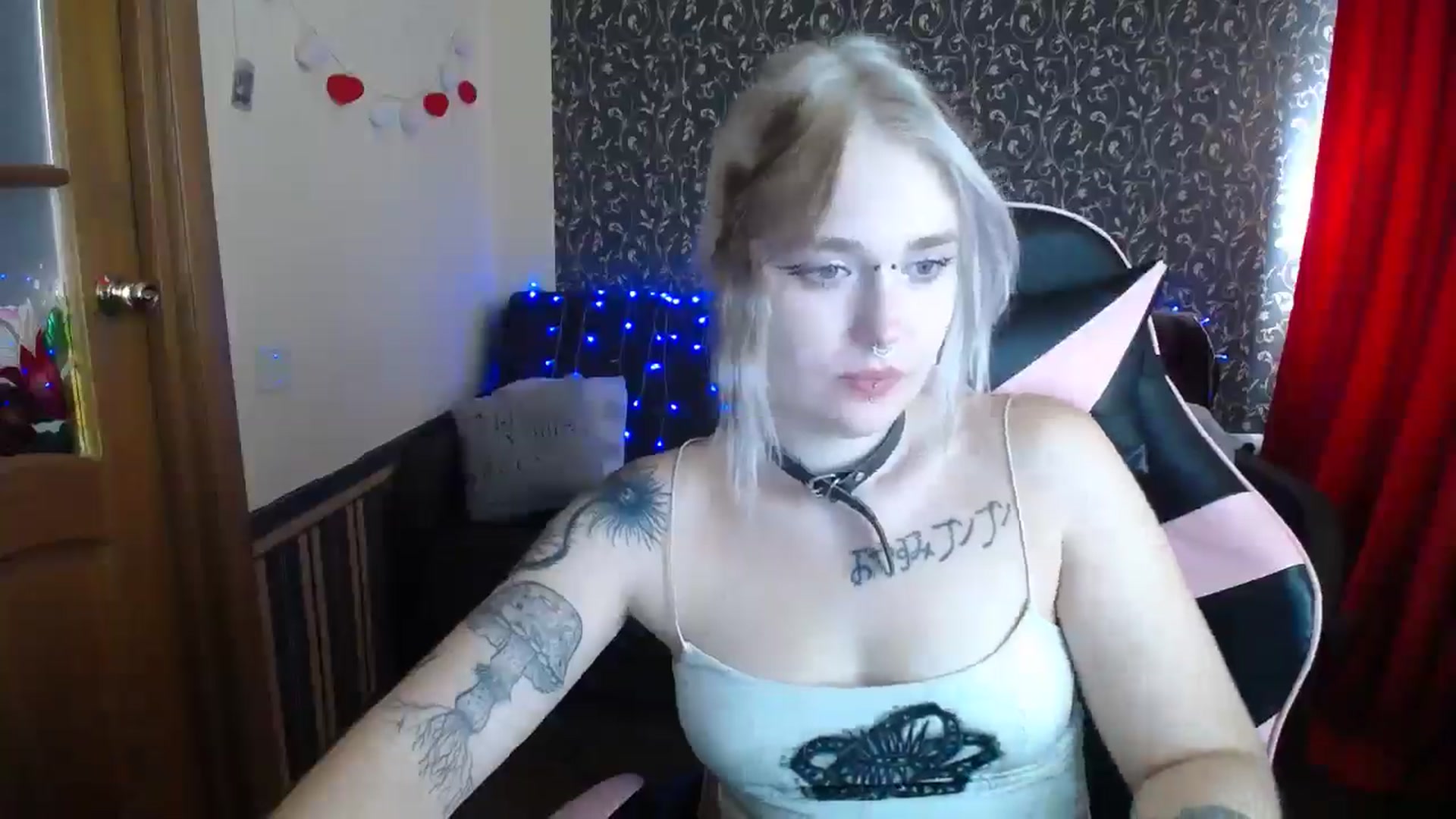 Gallery image thumbnail from Killinna's myfreecams stream on, 07/27/2025, 13:55 image 4 of 20