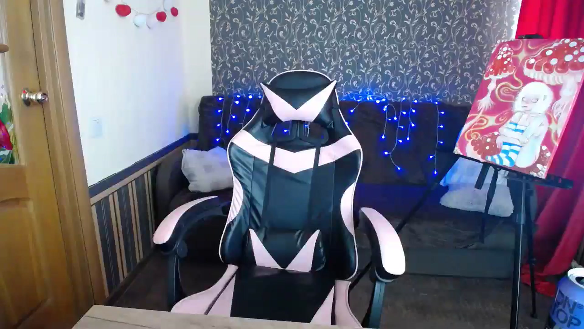 Gallery image thumbnail from Killinna's myfreecams stream on, 08/07/2025, 14:34 image 18 of 20