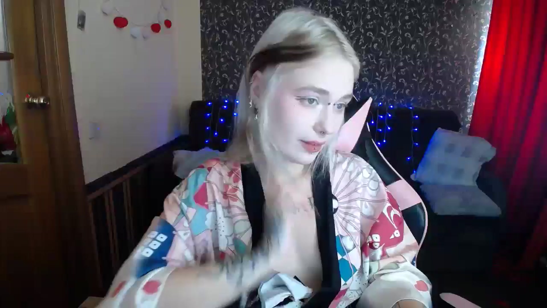 Gallery image thumbnail from Killinna's myfreecams stream on, 08/08/2025, 14:10 image 8 of 20