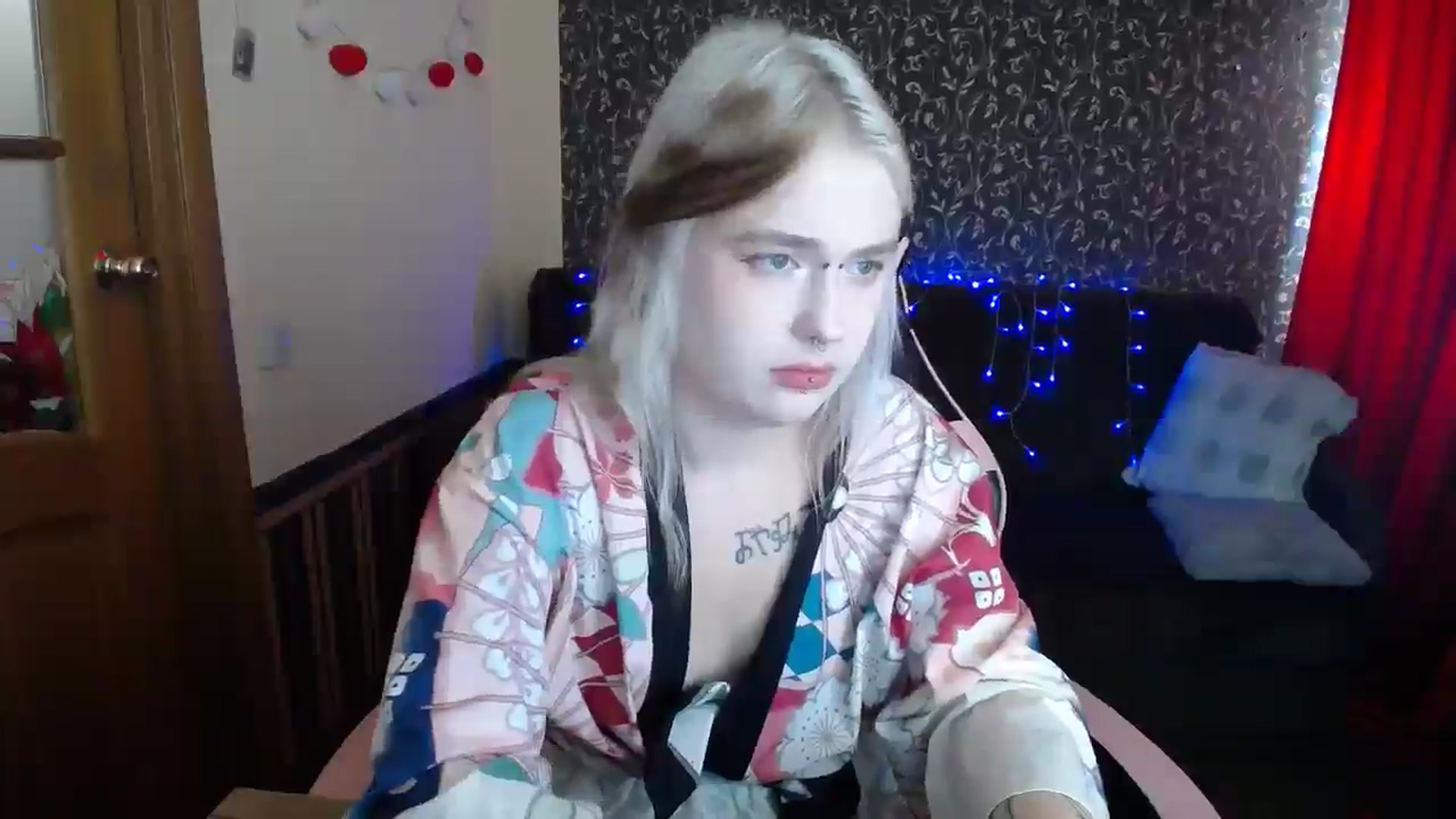 Gallery image thumbnail from Killinna's myfreecams stream on, 08/08/2025, 14:10 image 9 of 20