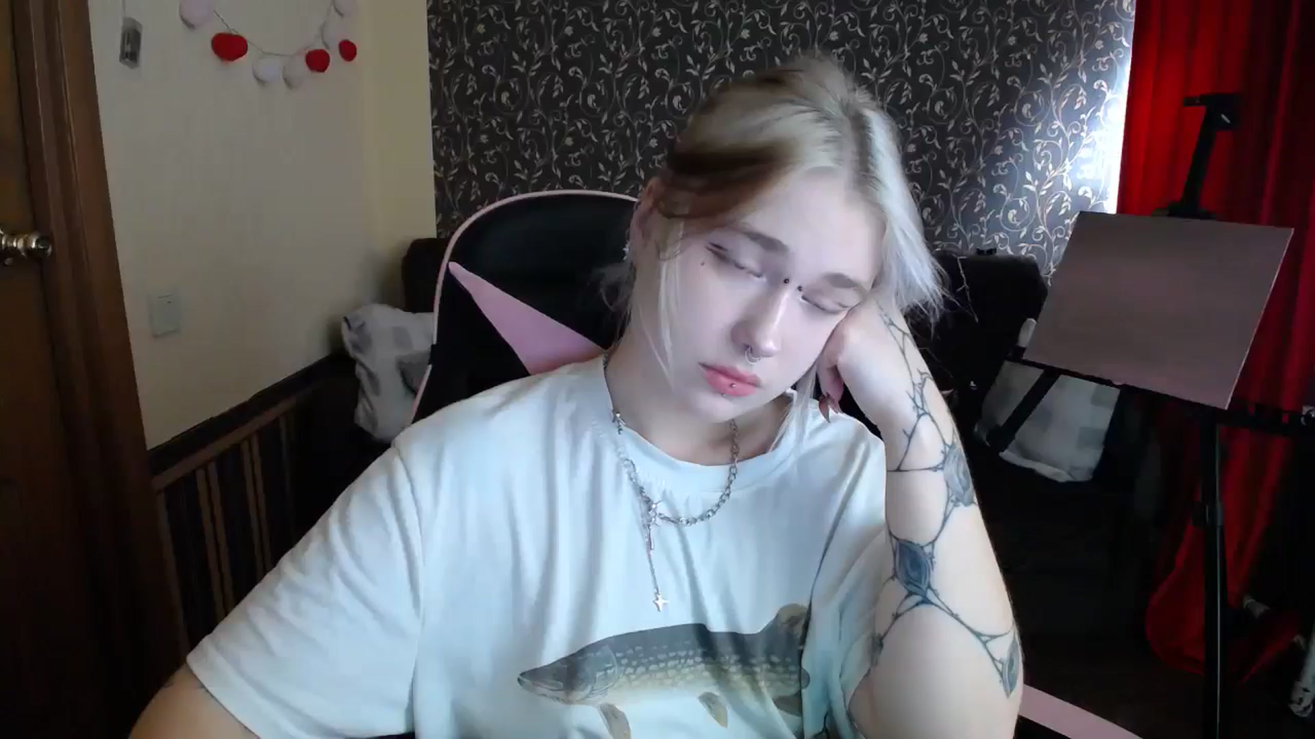 Gallery image thumbnail from Killinna's myfreecams stream on, 08/18/2025, 13:24 image 5 of 20
