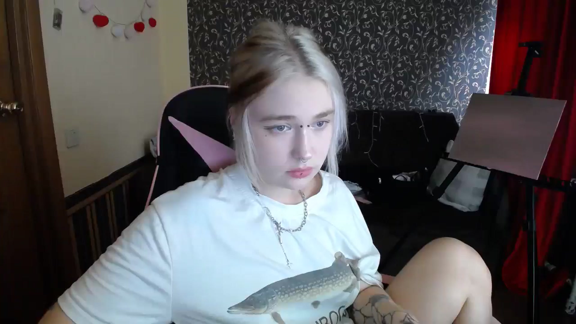 Gallery image thumbnail from Killinna's myfreecams stream on, 08/18/2025, 13:24 image 8 of 20