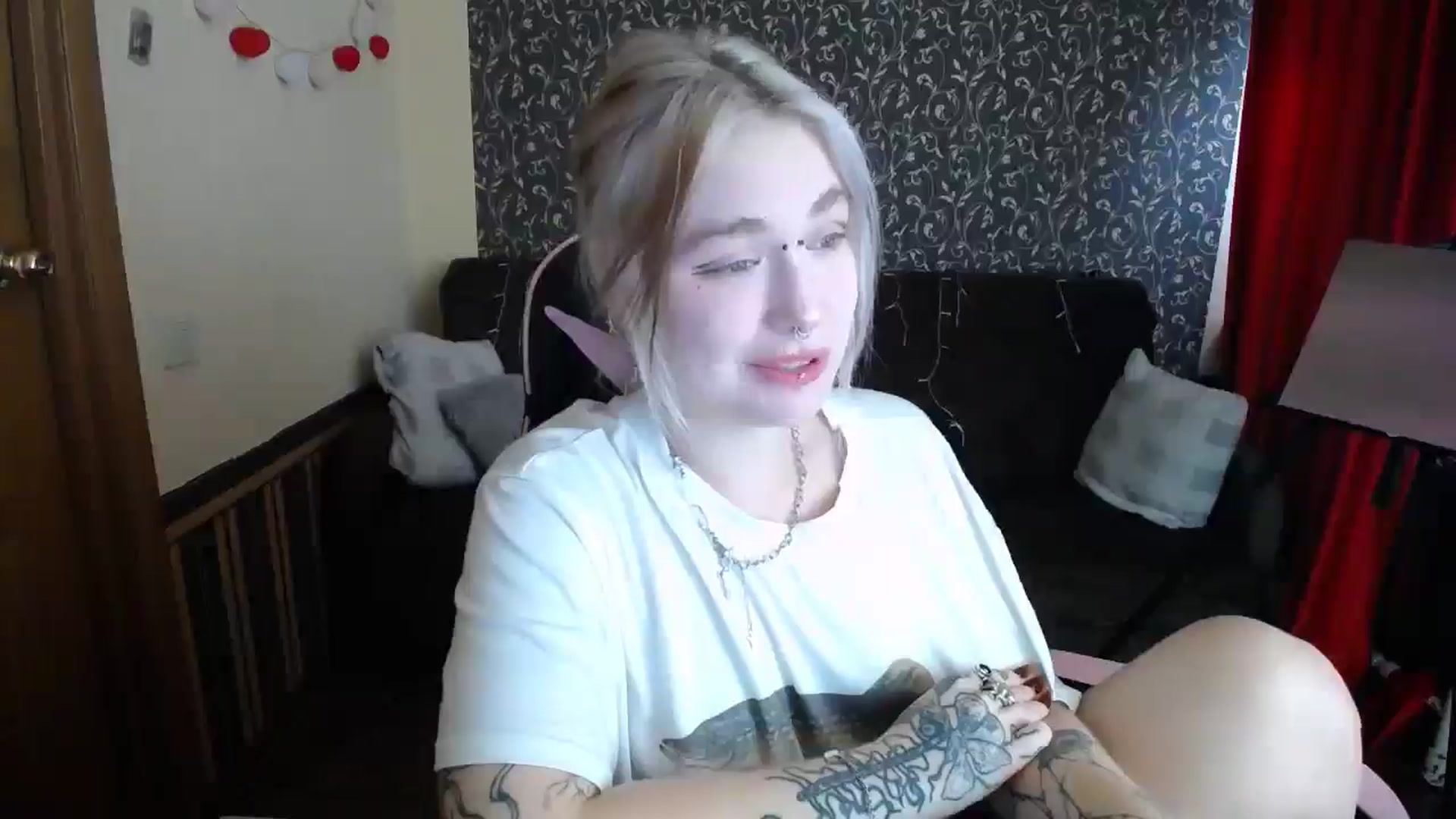 Gallery image thumbnail from Killinna's myfreecams stream on, 08/18/2025, 13:24 image 15 of 20