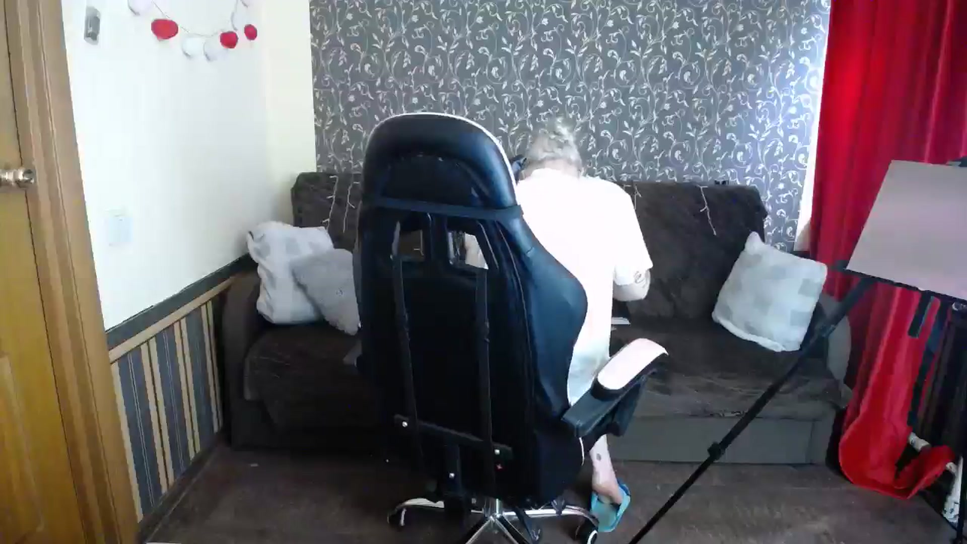 Gallery image thumbnail from Killinna's myfreecams stream on, 08/18/2025, 13:24 image 10 of 20