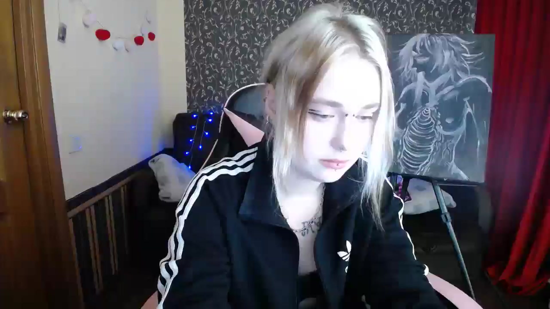 Gallery image thumbnail from Killinna's myfreecams stream on, 08/26/2025, 13:26 image 9 of 20