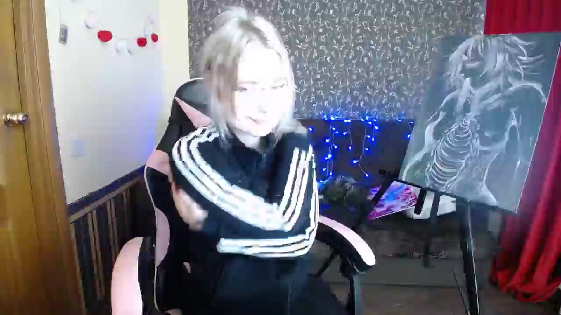 Gallery image thumbnail from Killinna's myfreecams stream on, 08/26/2025, 13:26 image 6 of 20