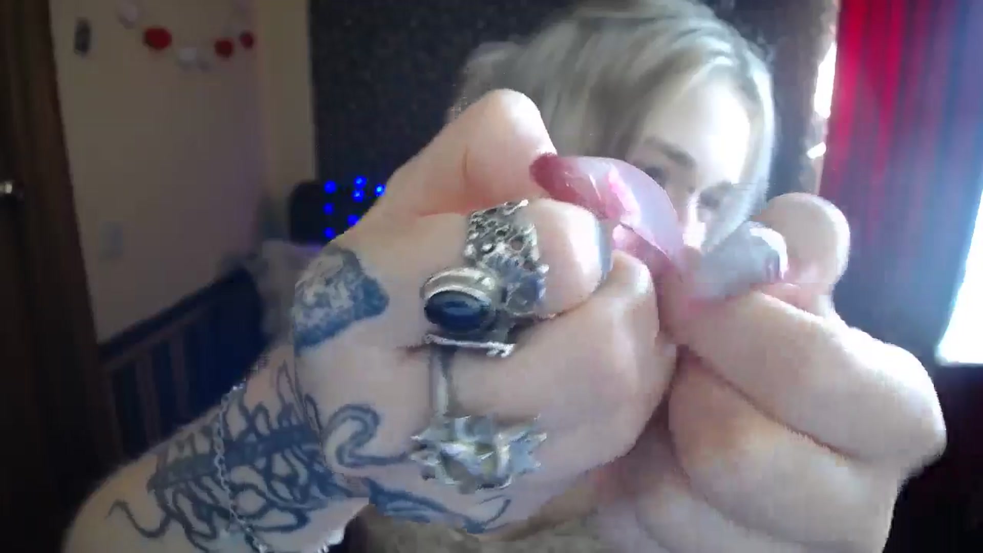 Gallery image thumbnail from Killinna's myfreecams stream on, 09/02/2025, 13:44 image 15 of 20