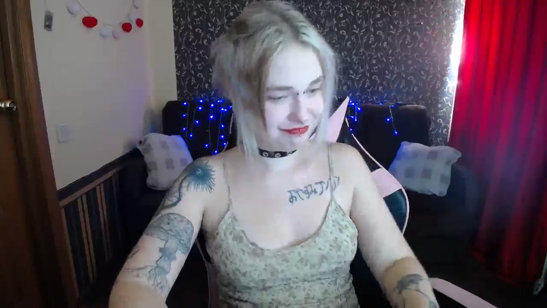 Gallery image thumbnail from Killinna's myfreecams stream on, 09/02/2025, 13:44 image 16 of 20