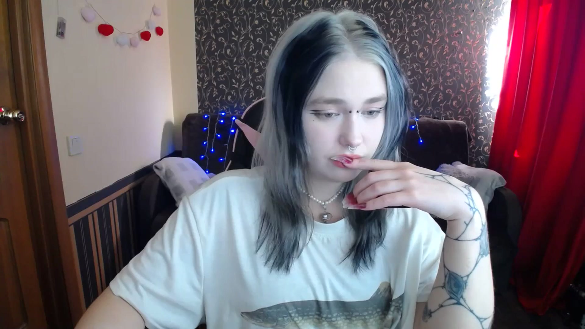 Gallery image thumbnail from Killinna's myfreecams stream on, 09/22/2025, 13:46 image 3 of 20