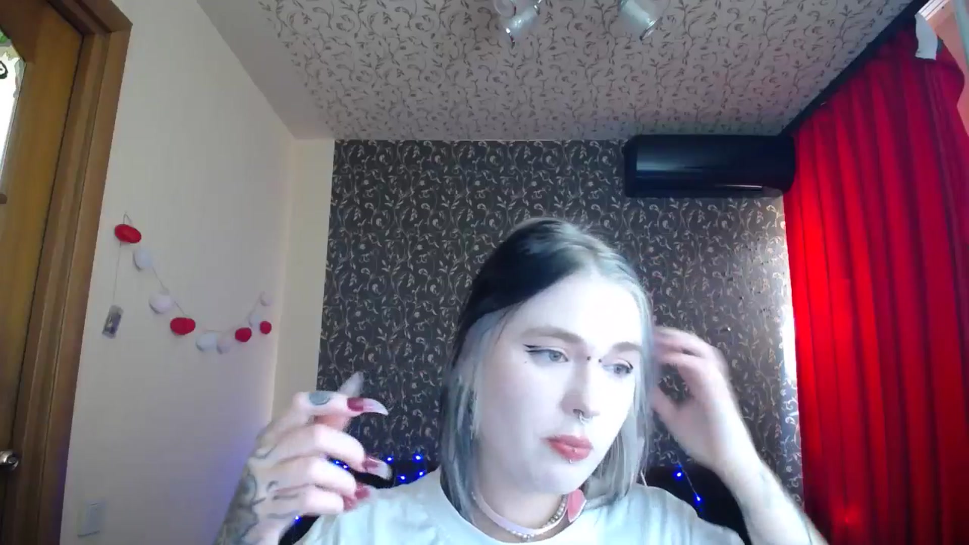 Gallery image thumbnail from Killinna's myfreecams stream on, 09/26/2025, 14:11 image 10 of 20
