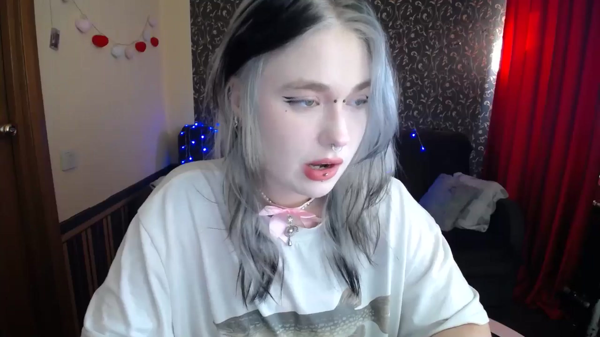 Gallery image thumbnail from Killinna's myfreecams stream on, 09/26/2025, 14:11 image 16 of 20