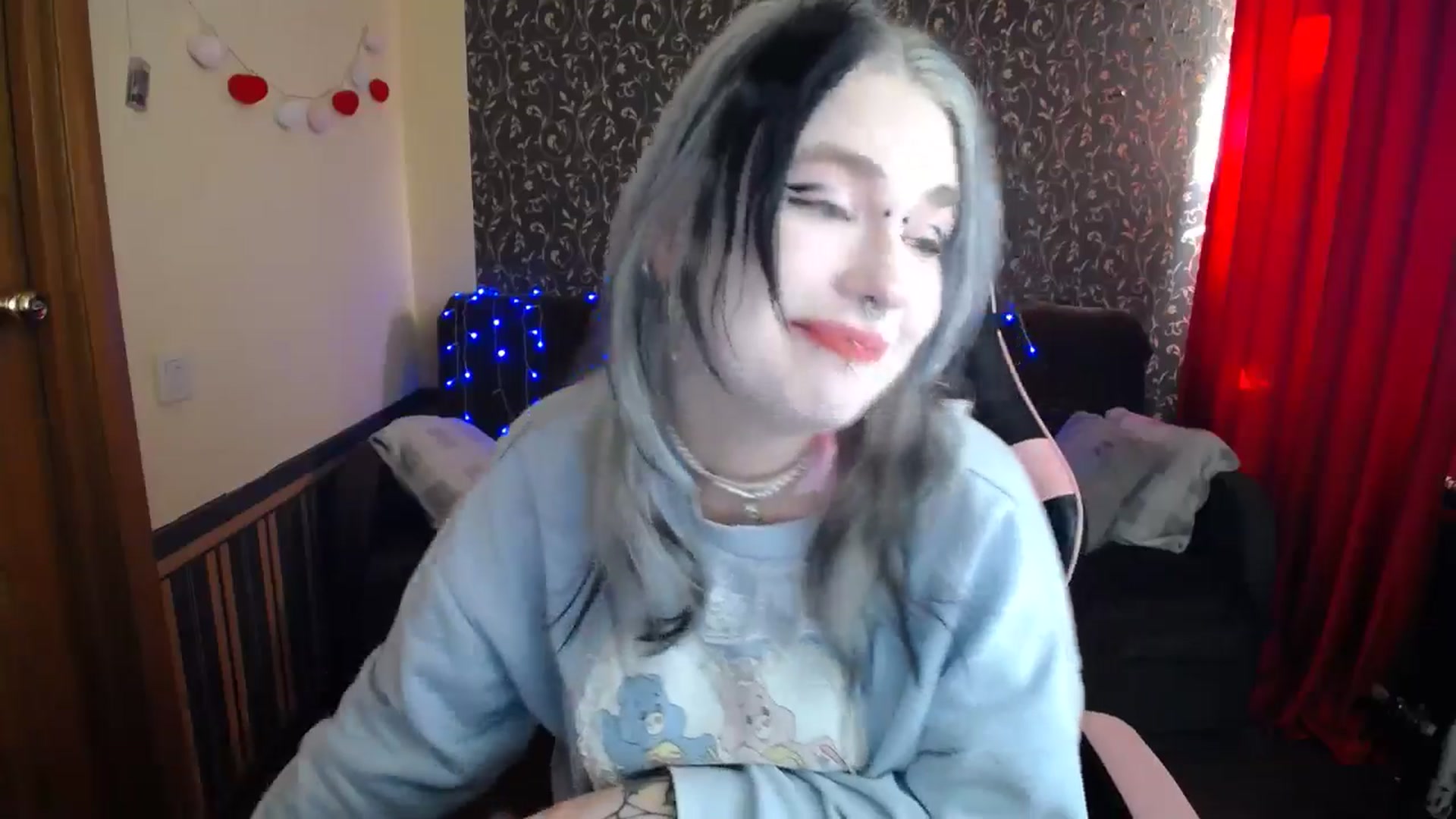 Gallery image thumbnail from Killinna's myfreecams stream on, 09/26/2025, 14:11 image 8 of 20