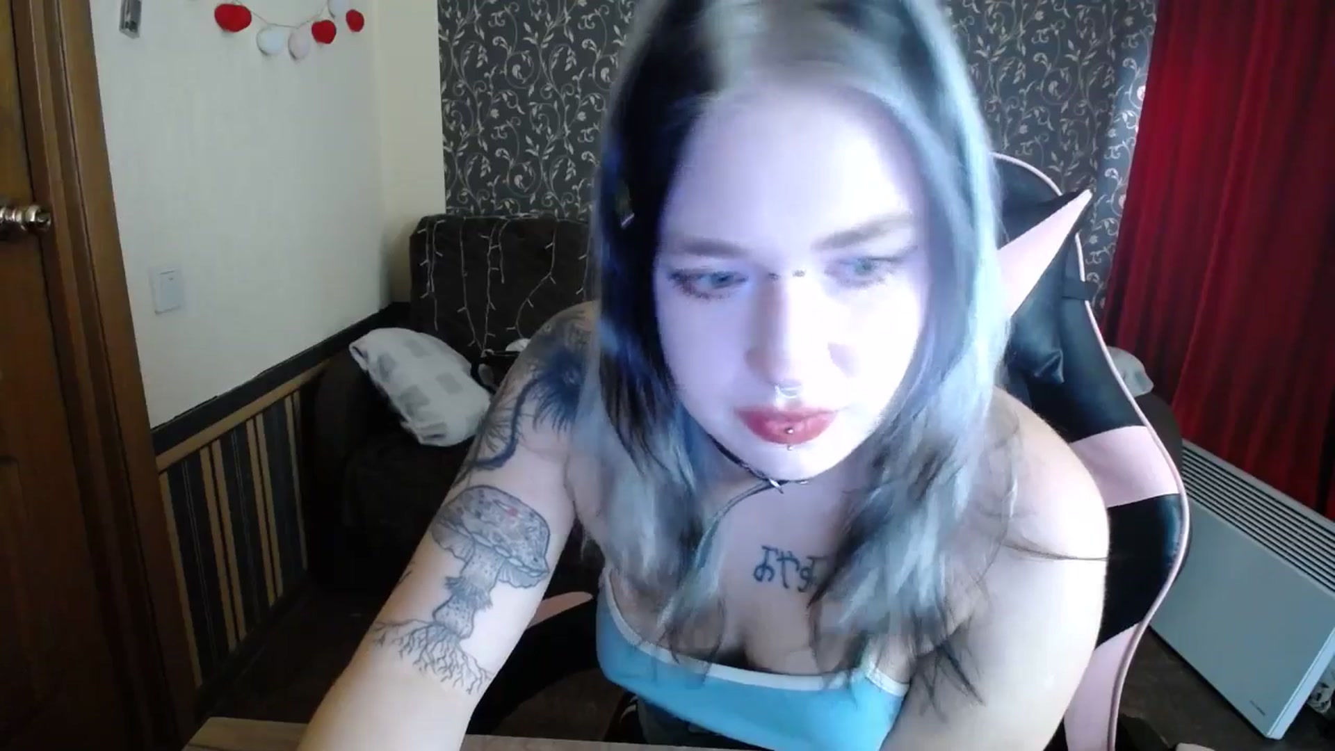 Gallery image thumbnail from Killinna's myfreecams stream on, 09/29/2025, 14:14 image 16 of 20