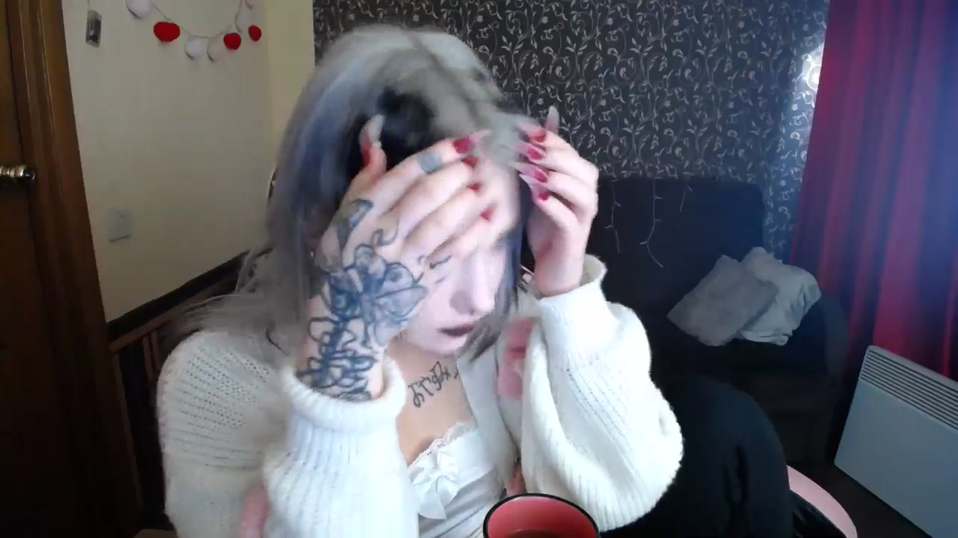 Gallery image thumbnail from Killinna's myfreecams stream on, 10/02/2025, 13:53 image 2 of 20