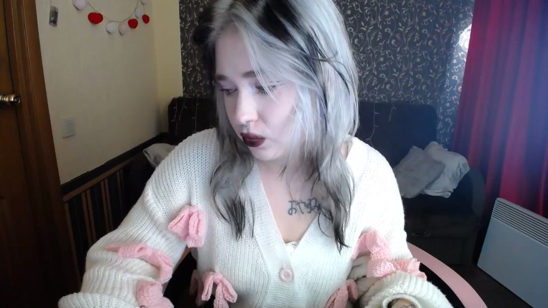 Gallery image thumbnail from Killinna's myfreecams stream on, 10/02/2025, 13:53 image 5 of 20