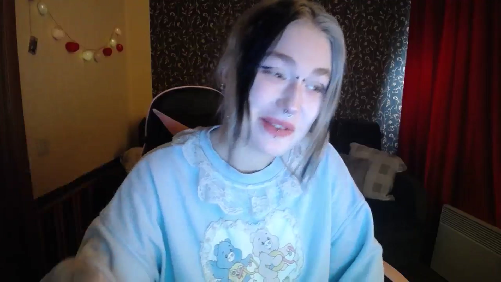 Gallery image thumbnail from Killinna's myfreecams stream on, 10/07/2025, 13:25 image 5 of 20