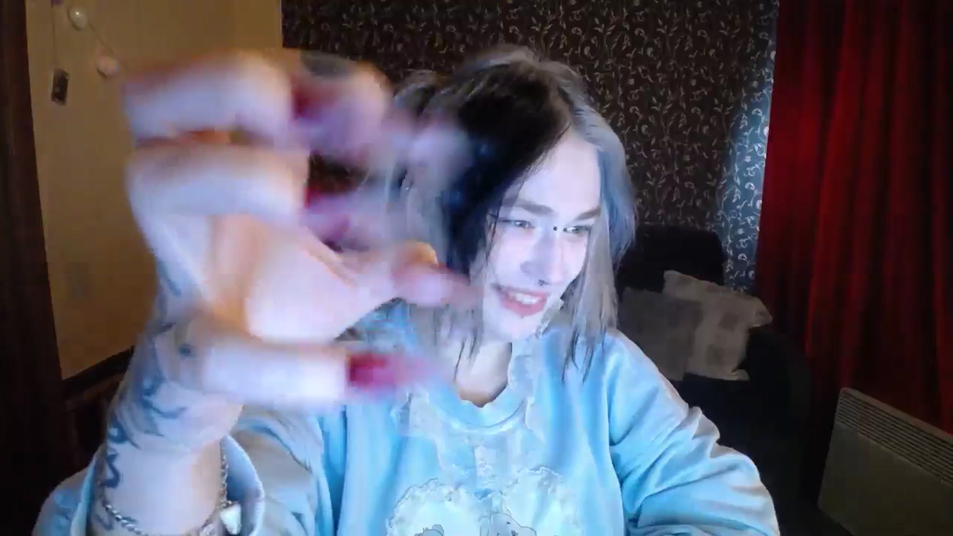 Gallery image thumbnail from Killinna's myfreecams stream on, 10/07/2025, 13:25 image 13 of 20