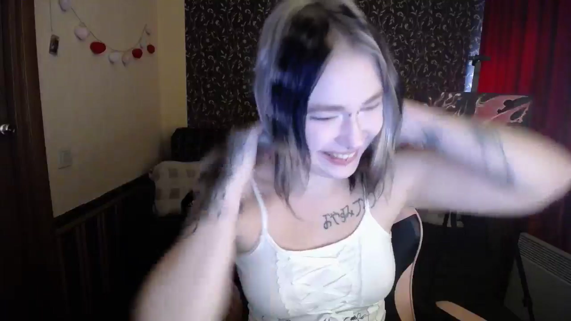 Gallery image thumbnail from Killinna's myfreecams stream on, 10/08/2025, 14:02 image 16 of 20