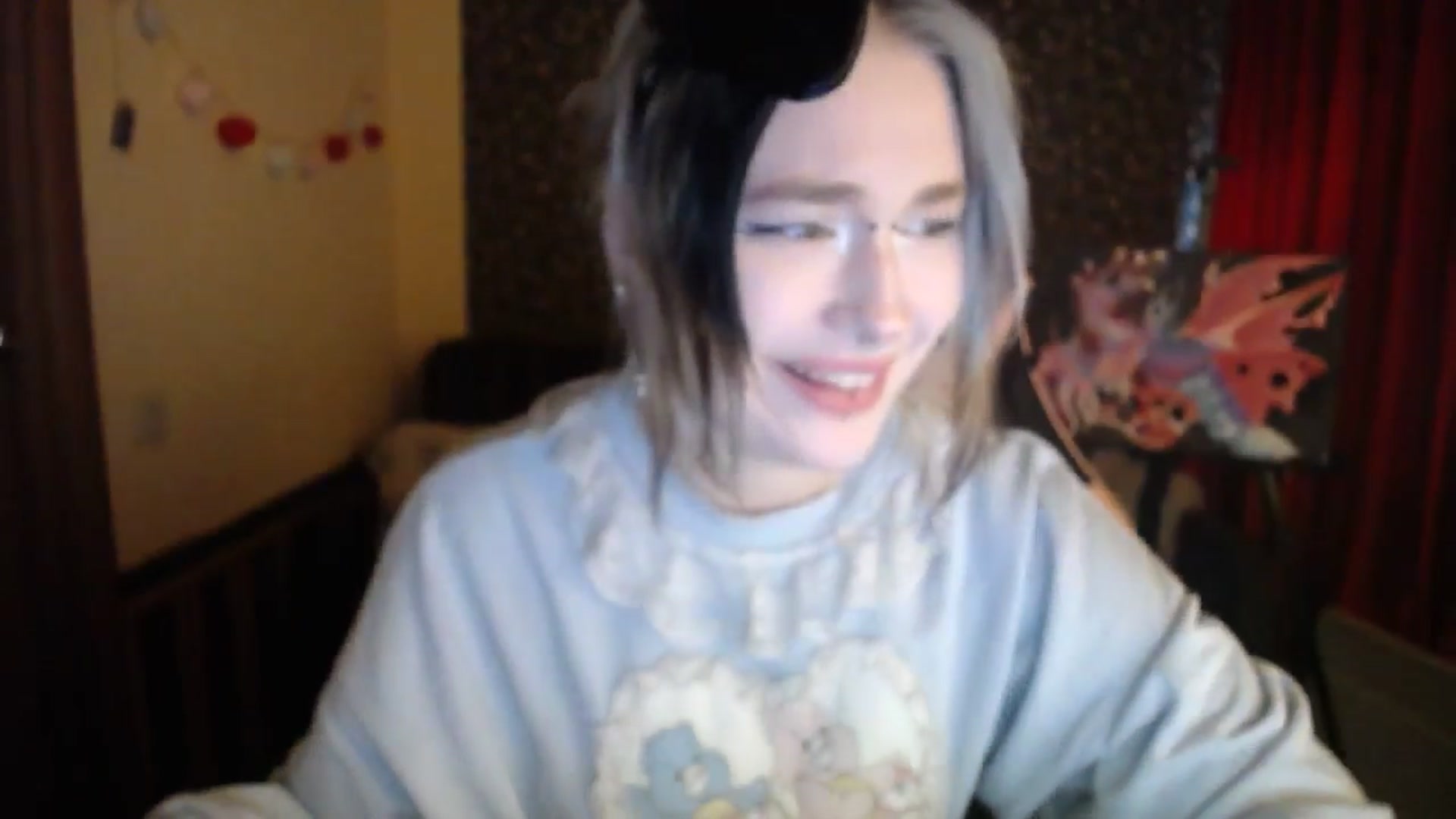 Gallery image thumbnail from Killinna's myfreecams stream on, 10/08/2025, 14:02 image 5 of 20