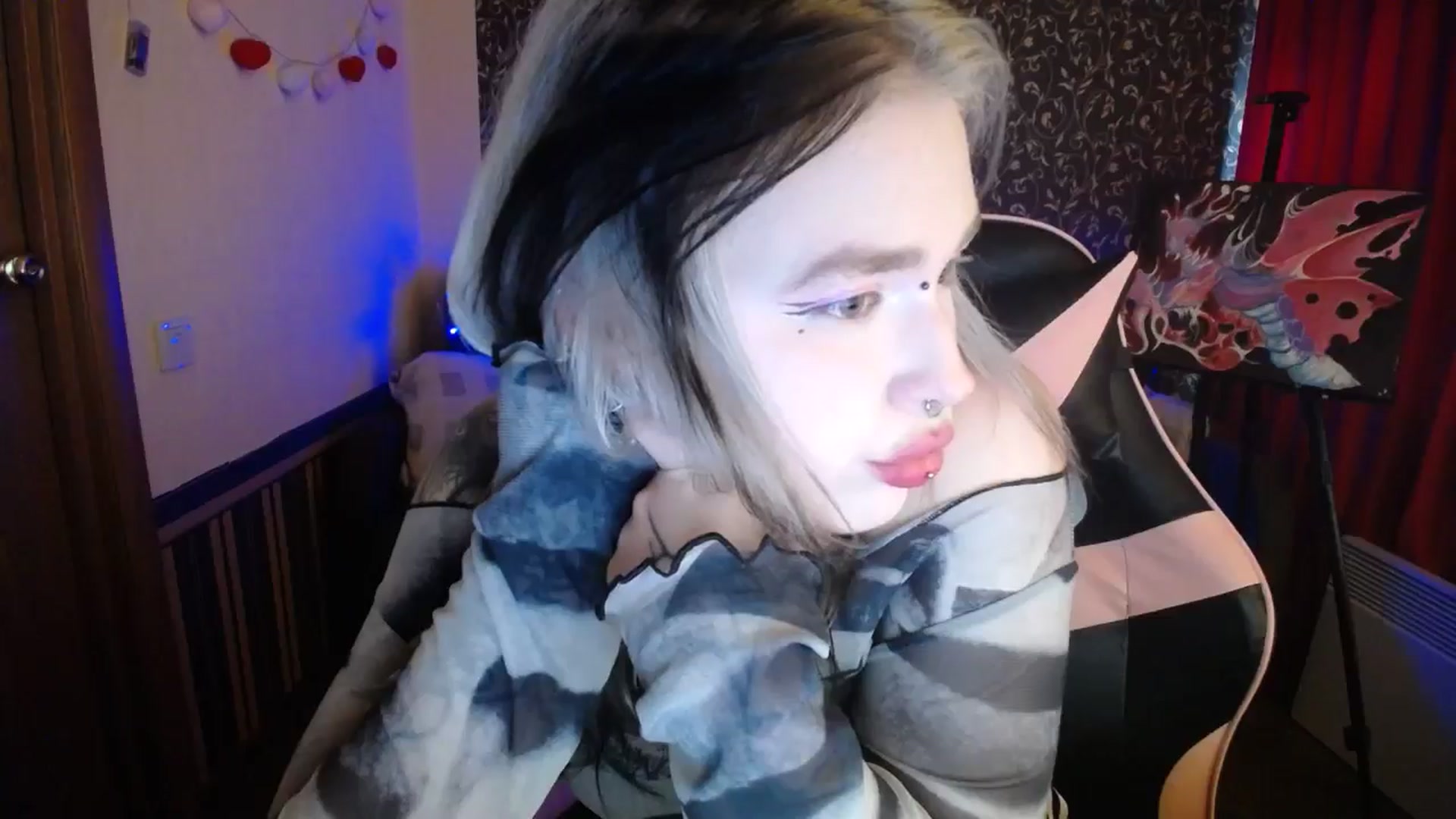 Gallery image thumbnail from Killinna's myfreecams stream on, 10/09/2025, 14:59 image 3 of 20
