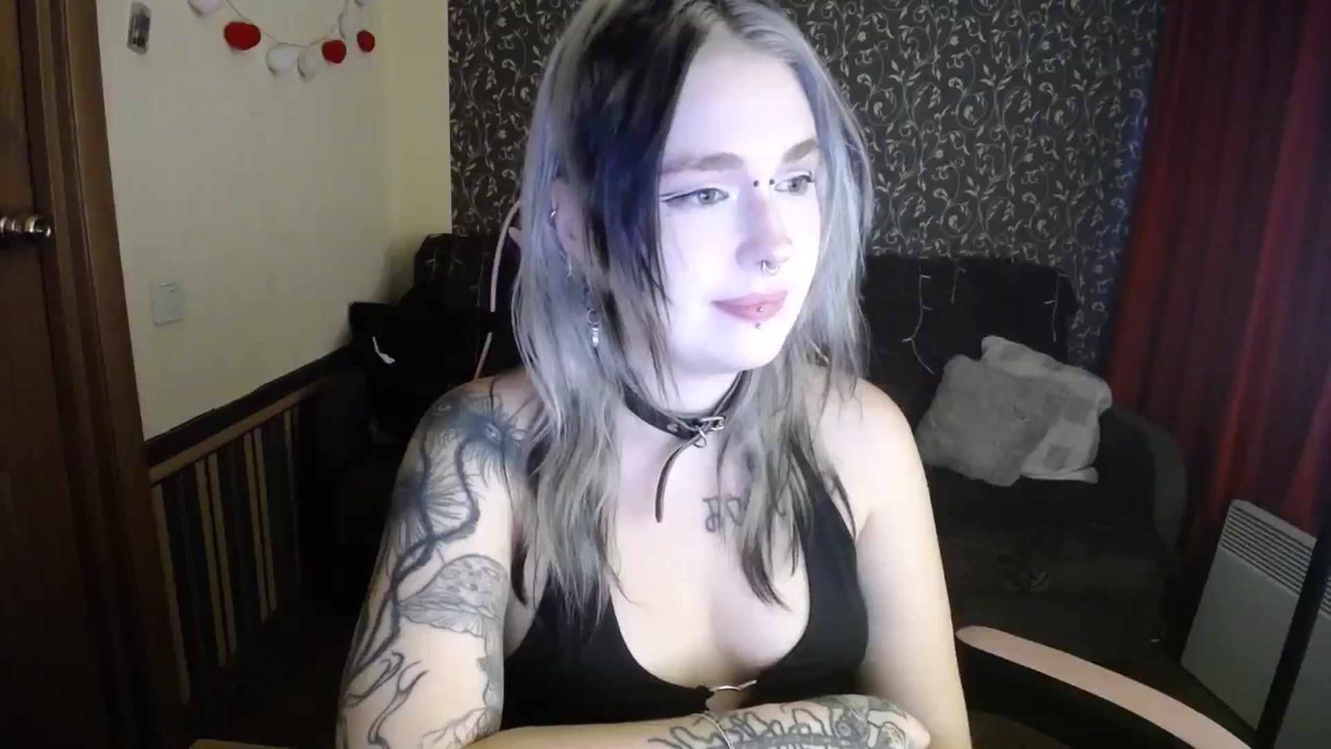 Gallery image thumbnail from Killinna's myfreecams stream on, 10/11/2025, 15:22 image 14 of 20