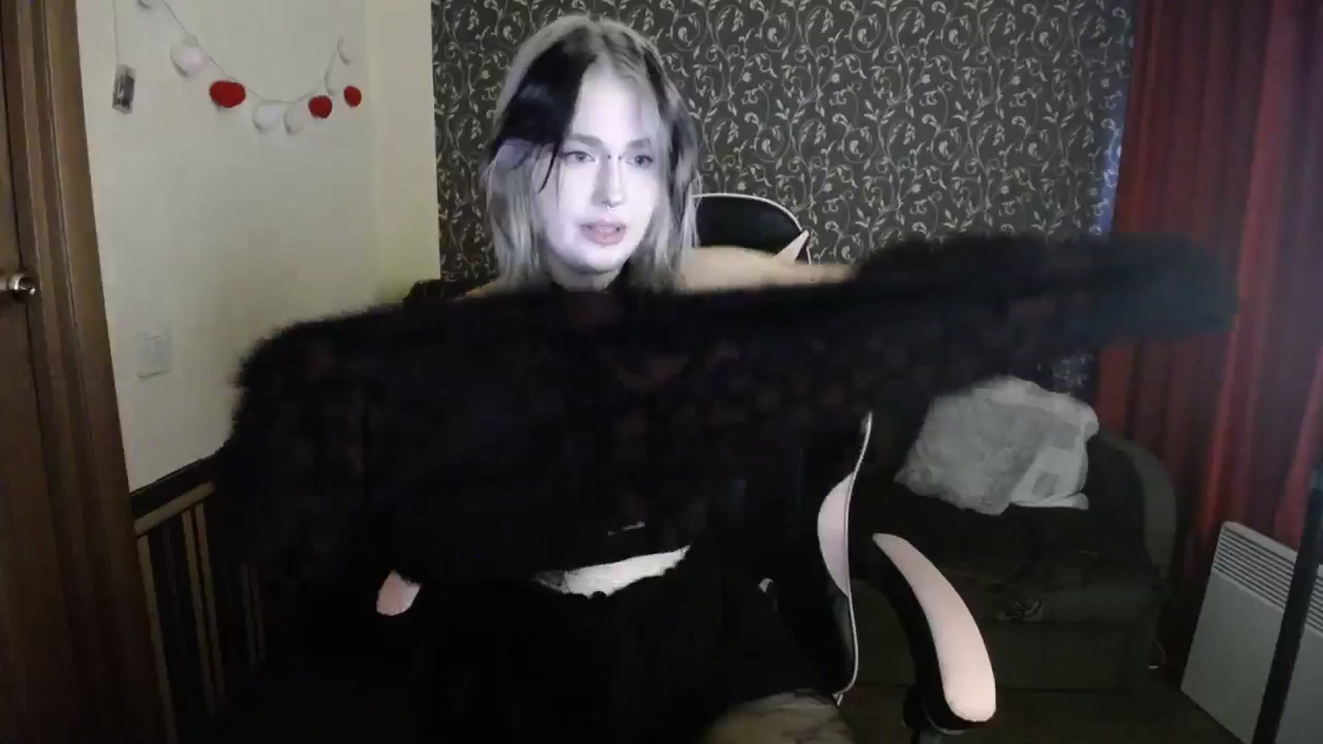 Gallery image thumbnail from Killinna's myfreecams stream on, 10/11/2025, 15:22 image 11 of 20