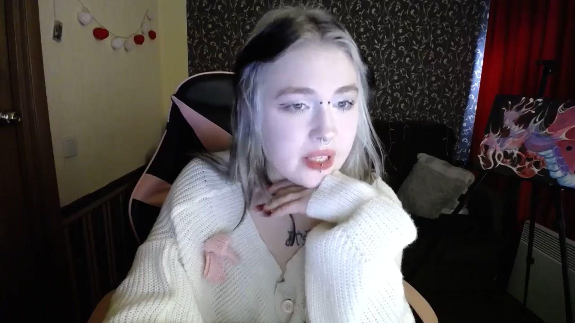 Gallery image thumbnail from Killinna's myfreecams stream on, 10/13/2025, 14:32 image 4 of 20