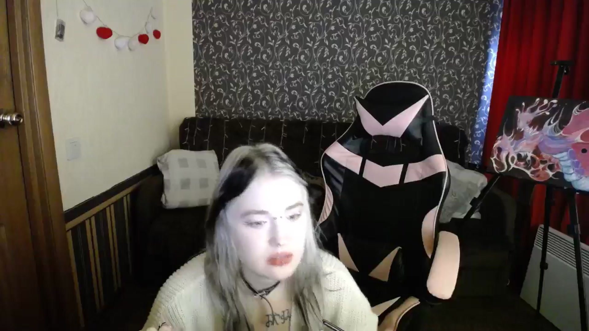 Gallery image thumbnail from Killinna's myfreecams stream on, 10/13/2025, 14:32 image 8 of 20