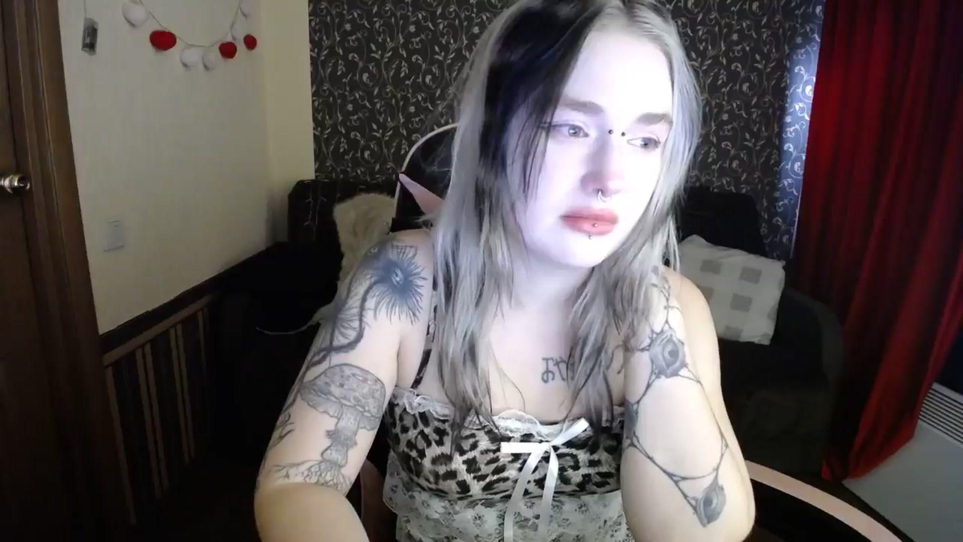 Gallery image thumbnail from Killinna's myfreecams stream on, 10/15/2025, 14:27 image 13 of 20