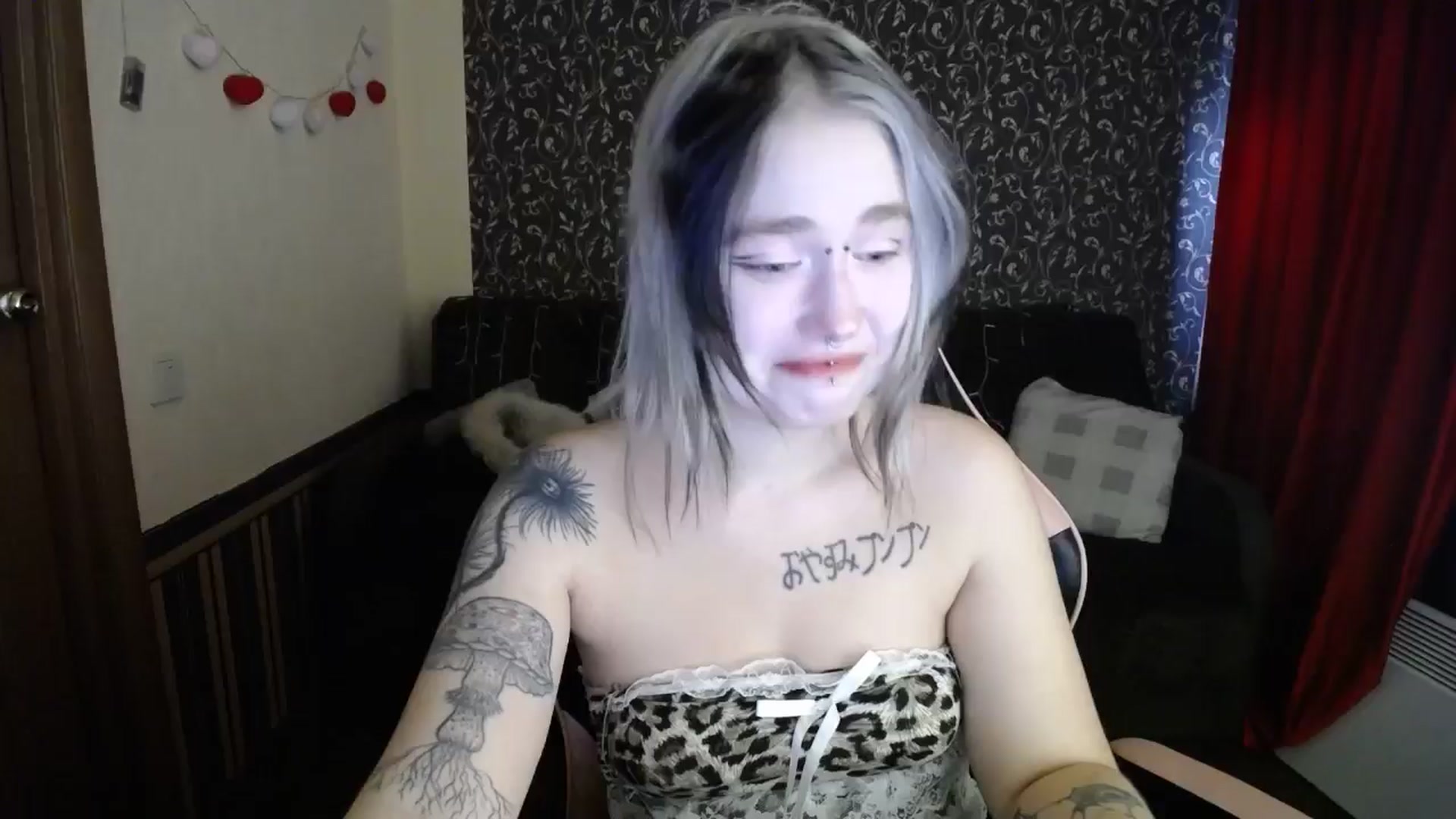 Gallery image thumbnail from Killinna's myfreecams stream on, 10/15/2025, 14:27 image 4 of 20