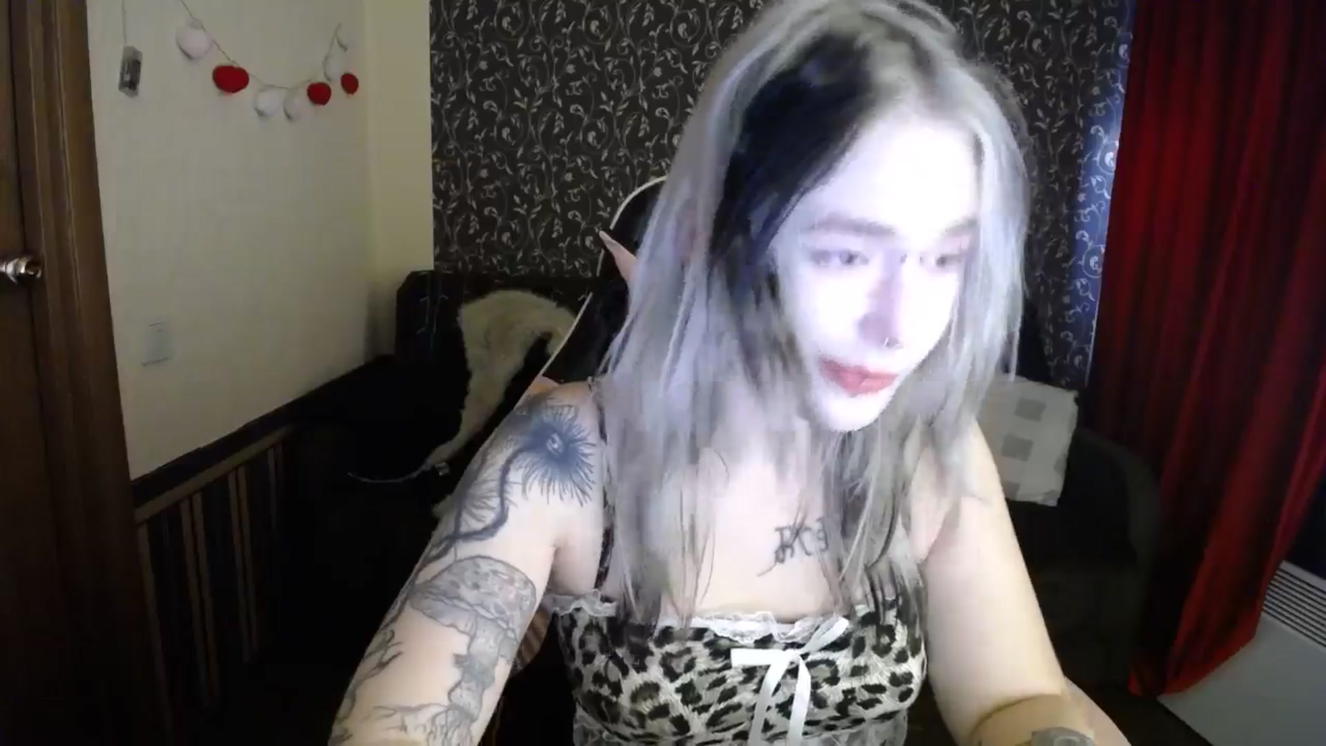 Gallery image thumbnail from Killinna's myfreecams stream on, 10/15/2025, 14:27 image 8 of 20