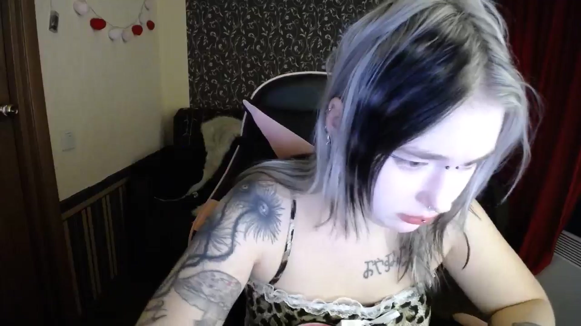 Gallery image thumbnail from Killinna's myfreecams stream on, 10/15/2025, 14:27 image 19 of 20