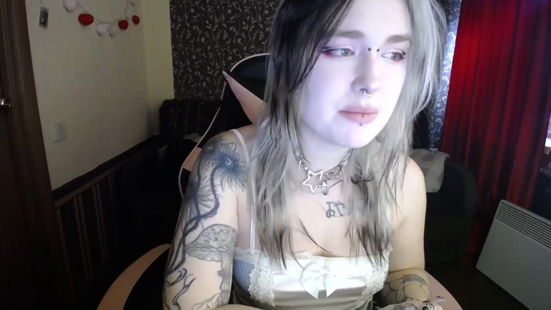 Gallery image thumbnail from Killinna's myfreecams stream on, 10/23/2025, 13:58 image 6 of 20