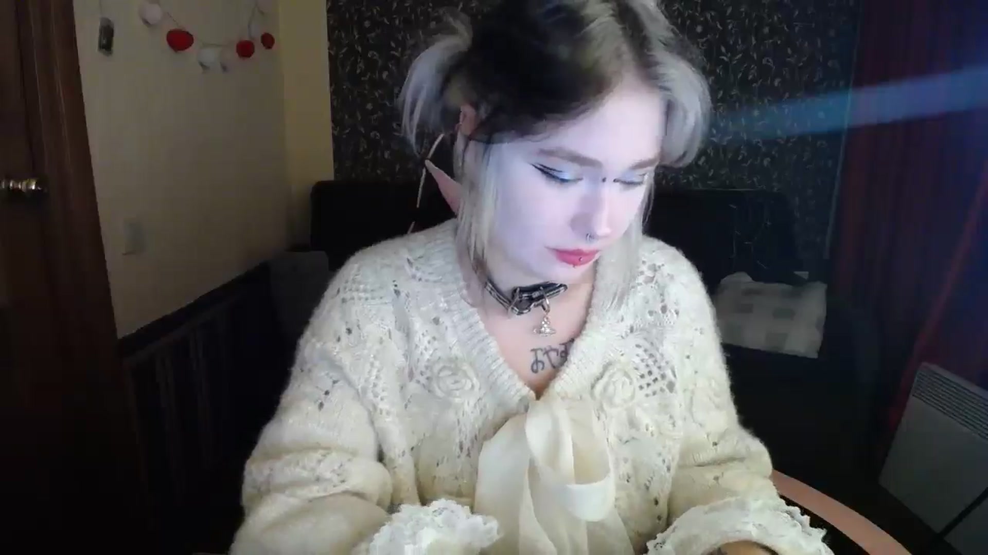 Gallery image thumbnail from Killinna's myfreecams stream on, 10/28/2025, 14:55 image 2 of 20