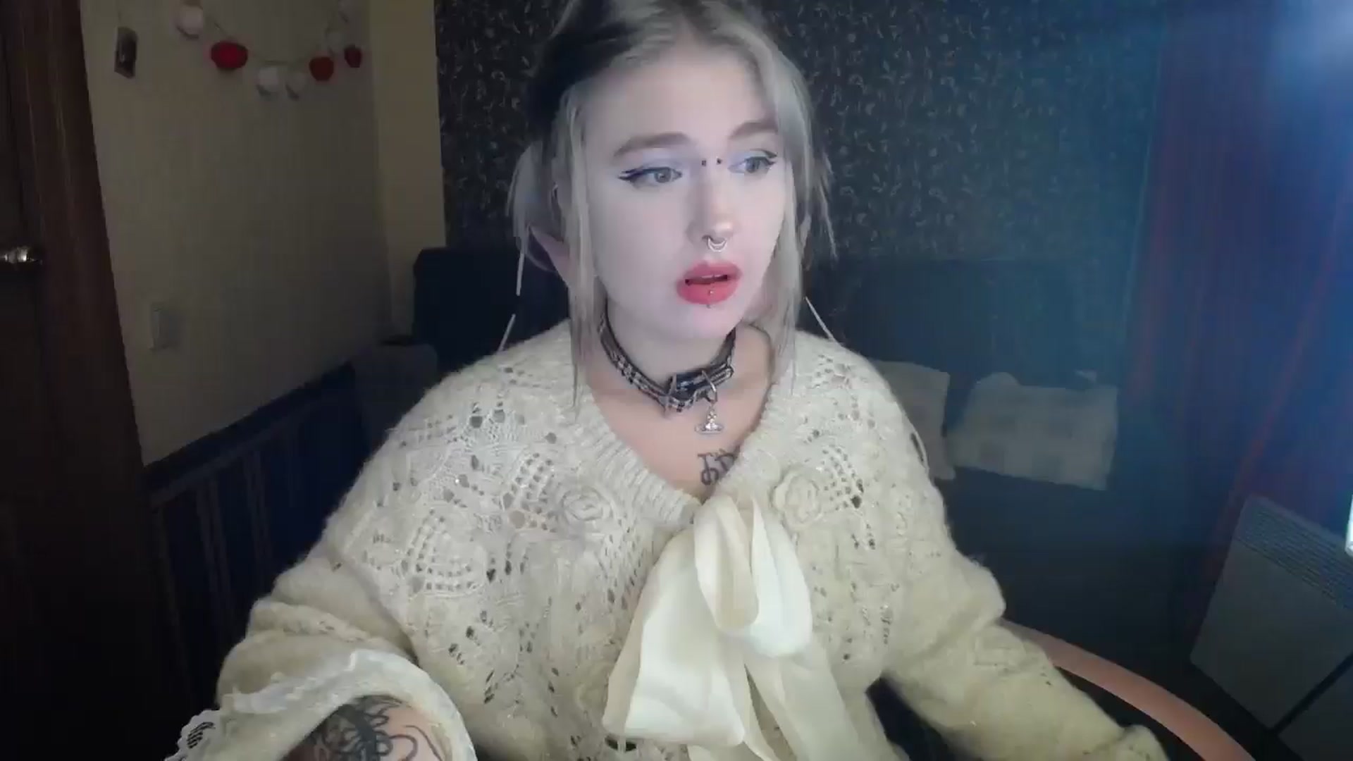 Gallery image thumbnail from Killinna's myfreecams stream on, 10/28/2025, 14:55 image 8 of 20