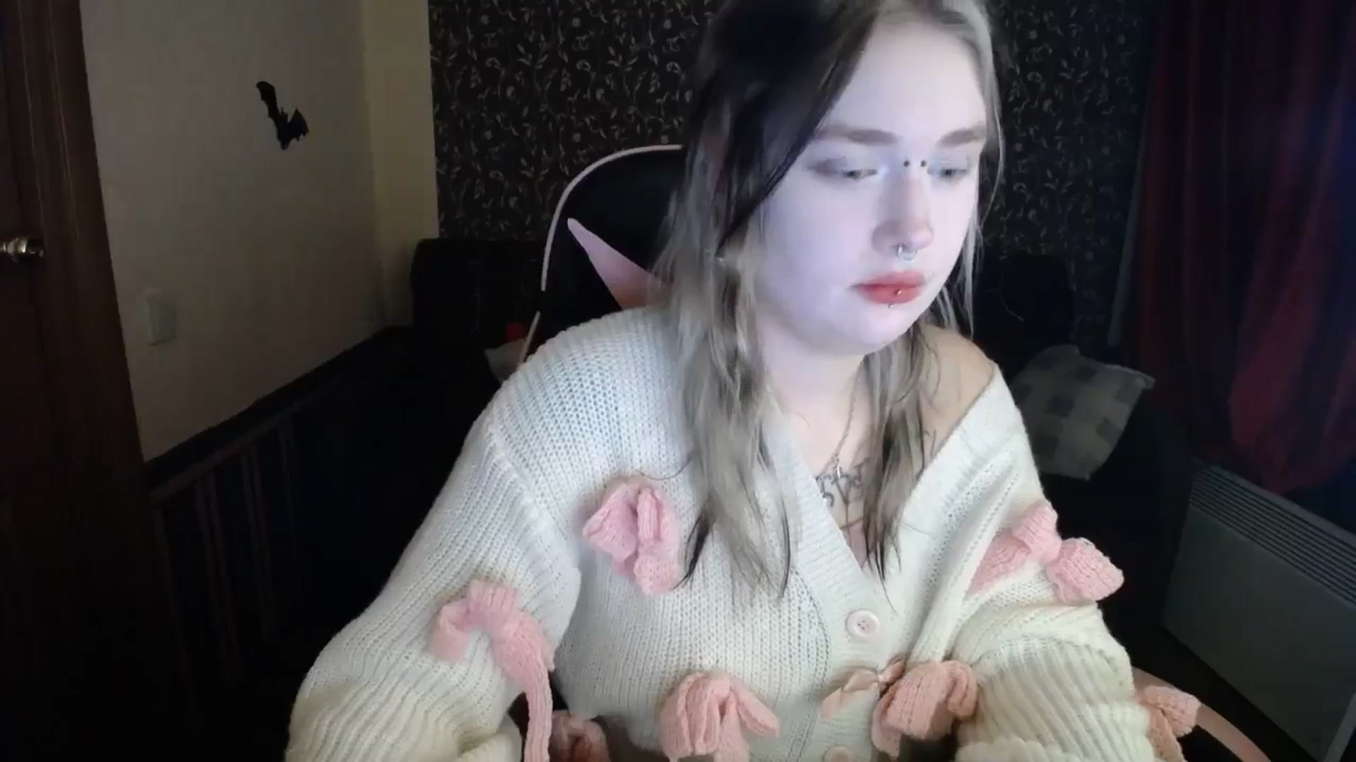 Gallery image thumbnail from Killinna's myfreecams stream on, 11/10/2025, 17:57 image 12 of 20