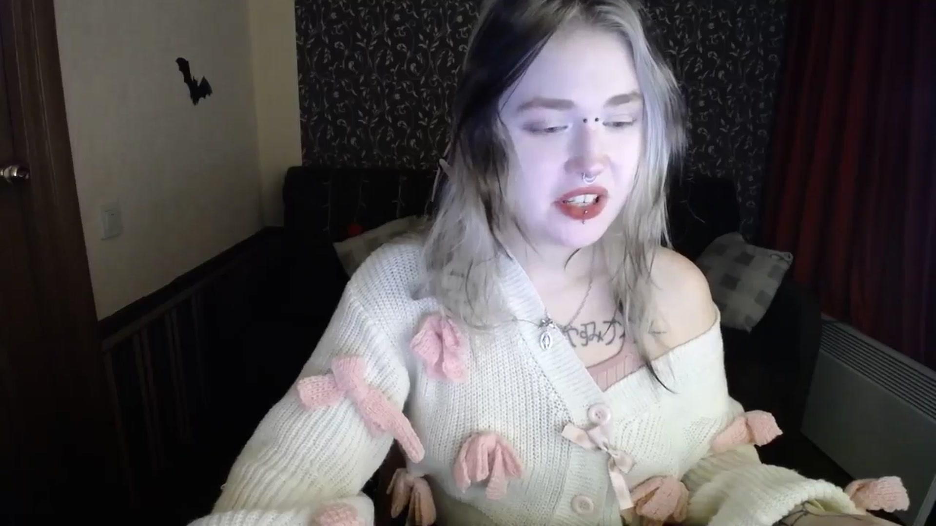 Gallery image thumbnail from Killinna's myfreecams stream on, 11/10/2025, 17:57 image 8 of 20