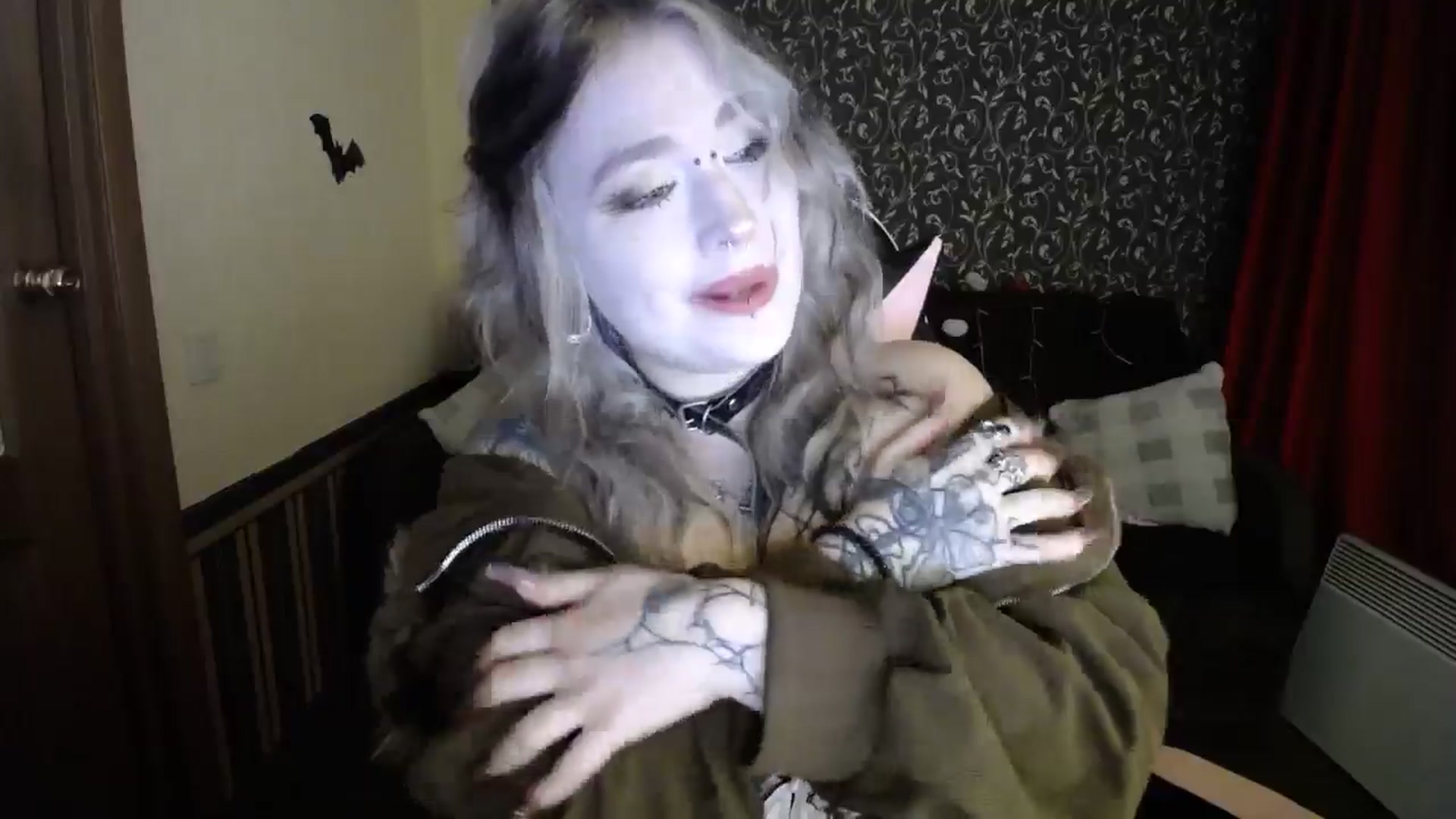 Gallery image thumbnail from Killinna's myfreecams stream on, 11/13/2025, 15:18 image 8 of 20