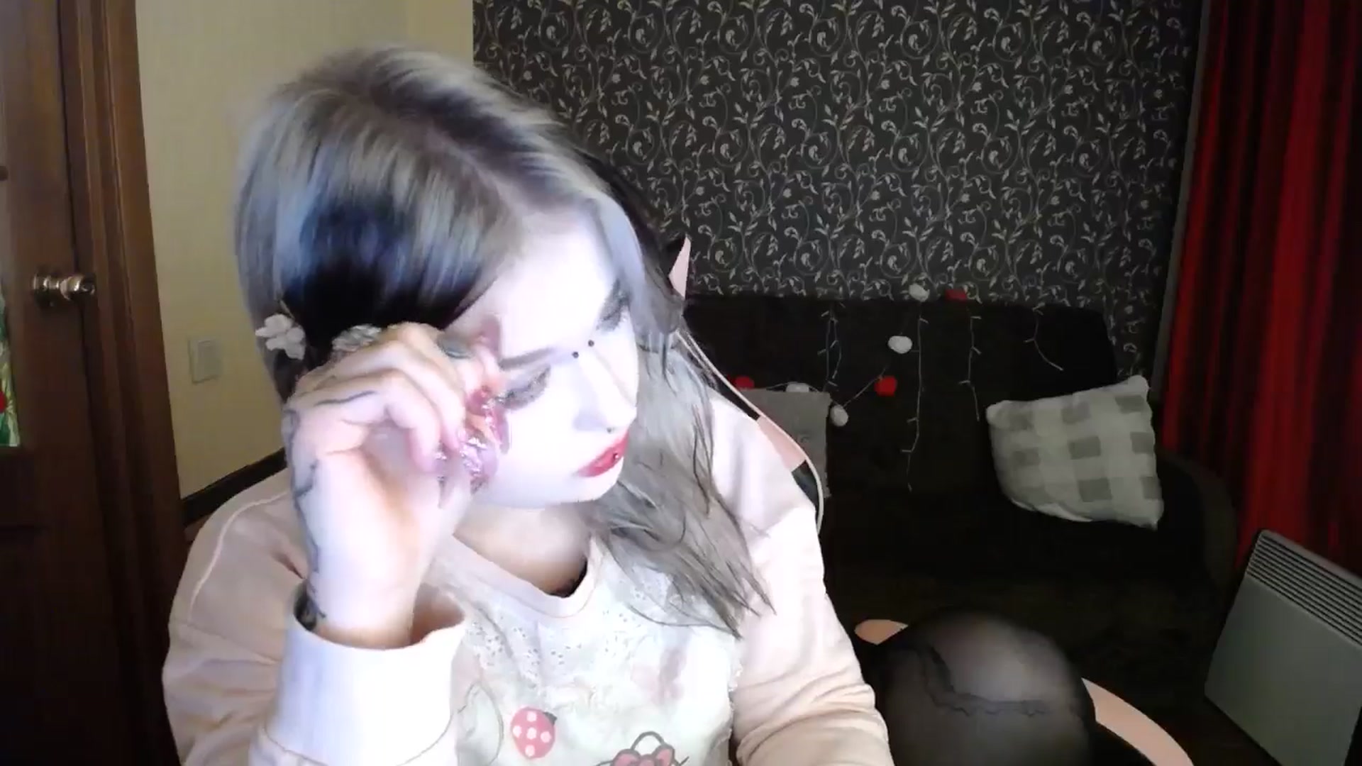 Gallery image thumbnail from Killinna's myfreecams stream on, 11/18/2025, 16:04 image 6 of 20