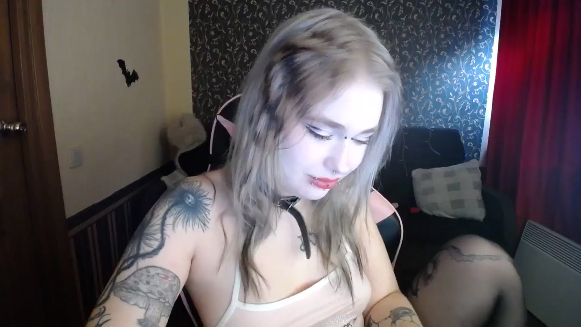 Gallery image thumbnail from Killinna's myfreecams stream on, 11/22/2025, 13:29 image 6 of 20