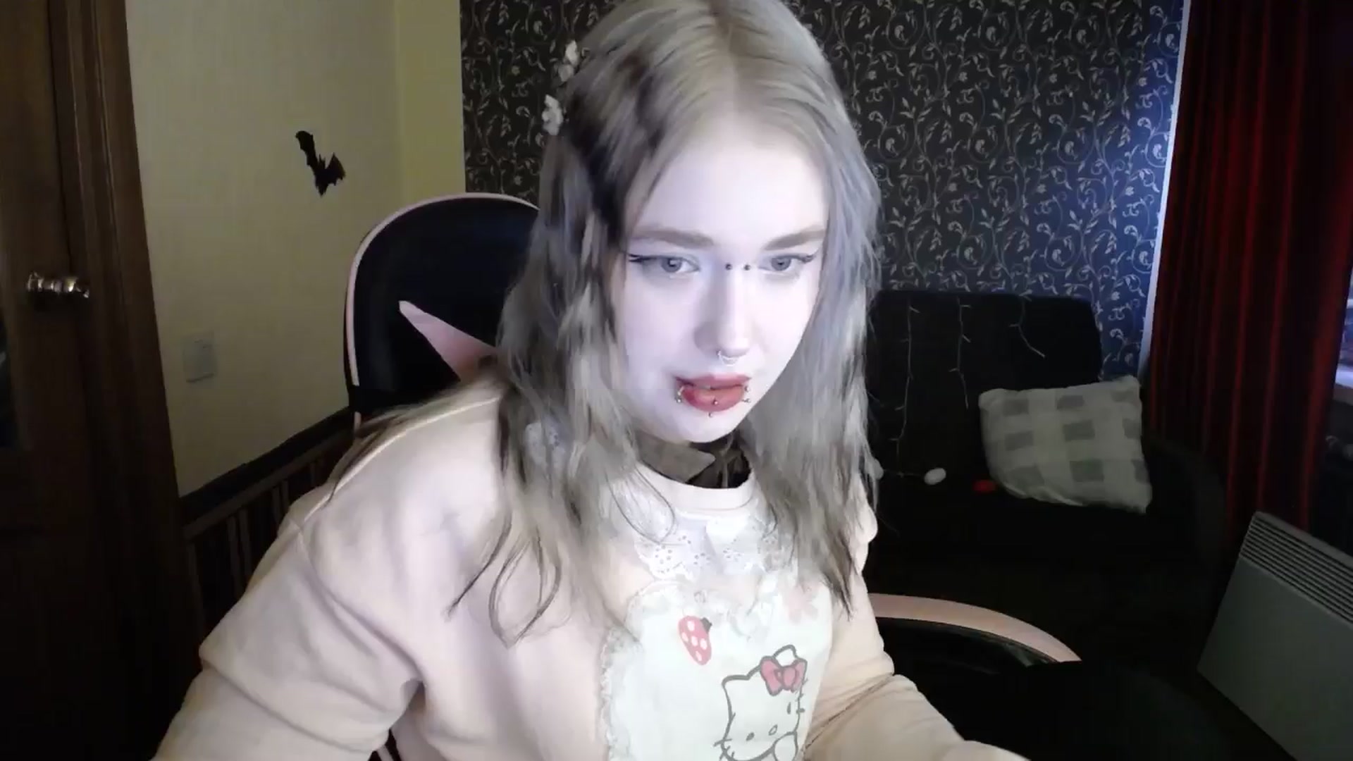 Gallery image thumbnail from Killinna's myfreecams stream on, 11/26/2025, 12:03 image 8 of 20