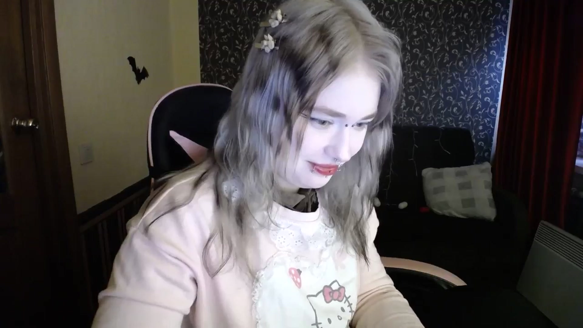 Gallery image thumbnail from Killinna's myfreecams stream on, 11/26/2025, 12:03 image 4 of 20