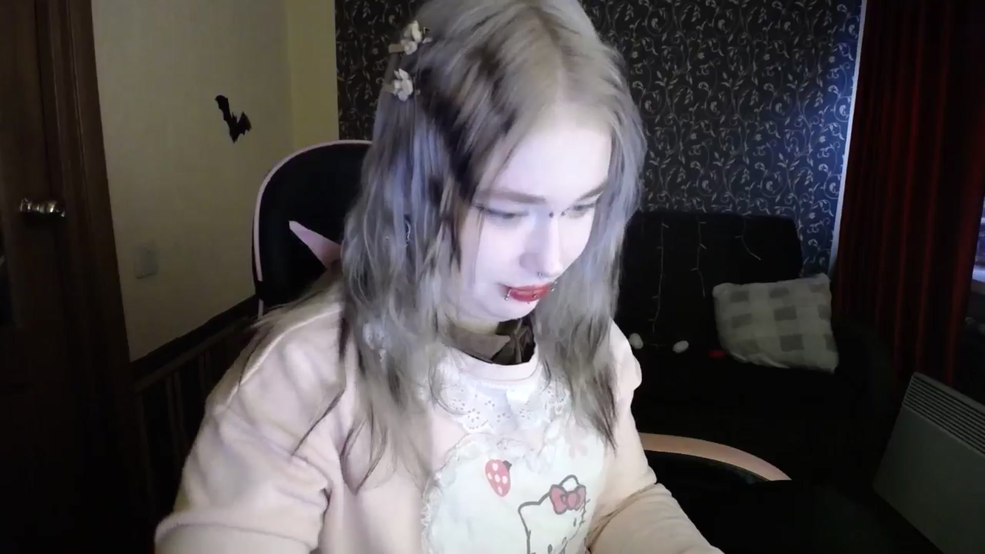 Gallery image thumbnail from Killinna's myfreecams stream on, 11/26/2025, 12:03 image 6 of 20