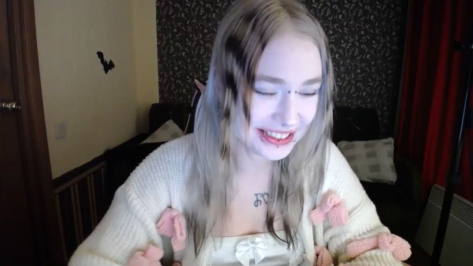 Gallery image thumbnail from Killinna's myfreecams stream on, 11/27/2025, 15:55 image 15 of 20