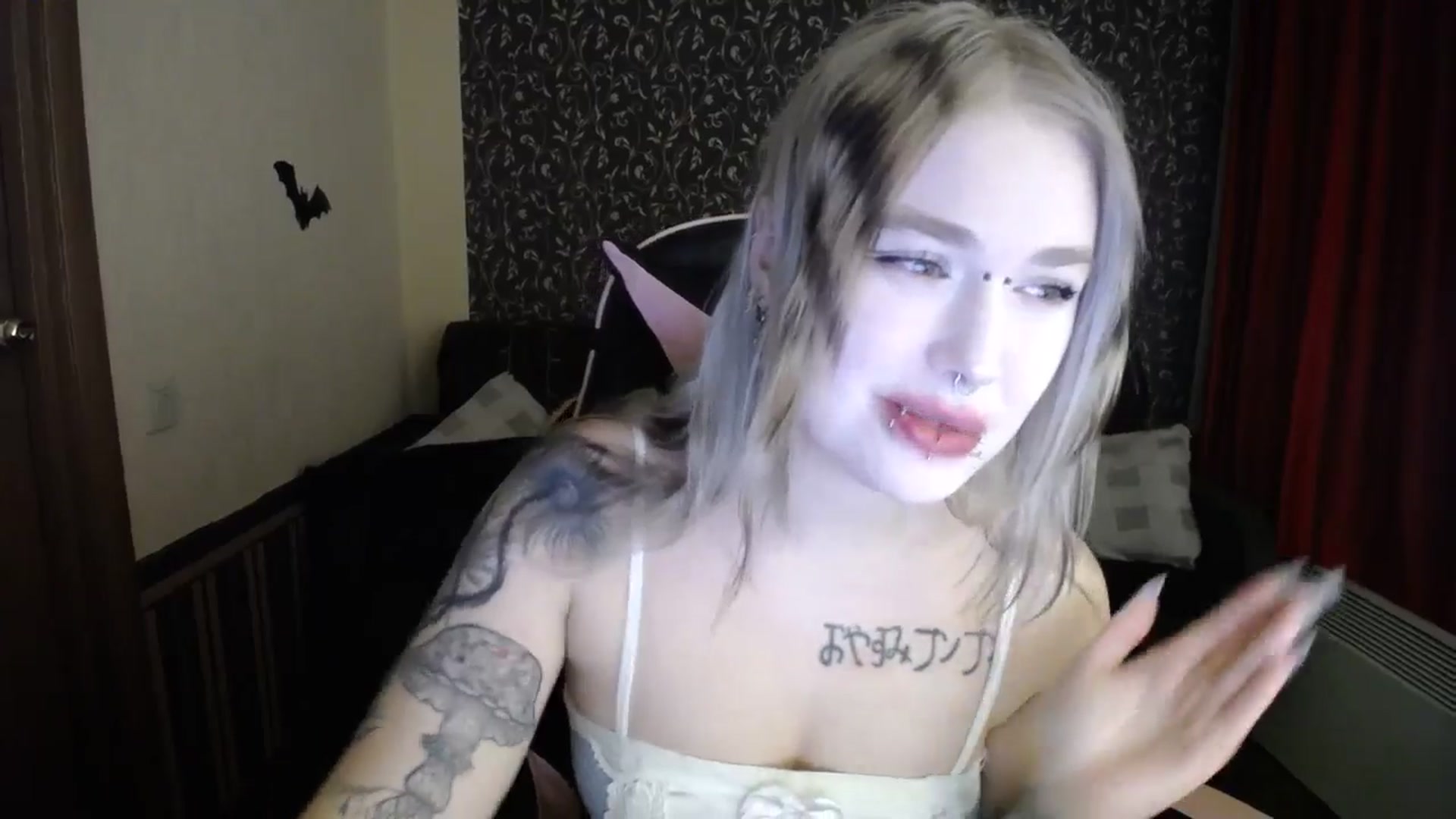 Gallery image thumbnail from Killinna's myfreecams stream on, 11/27/2025, 15:55 image 9 of 20