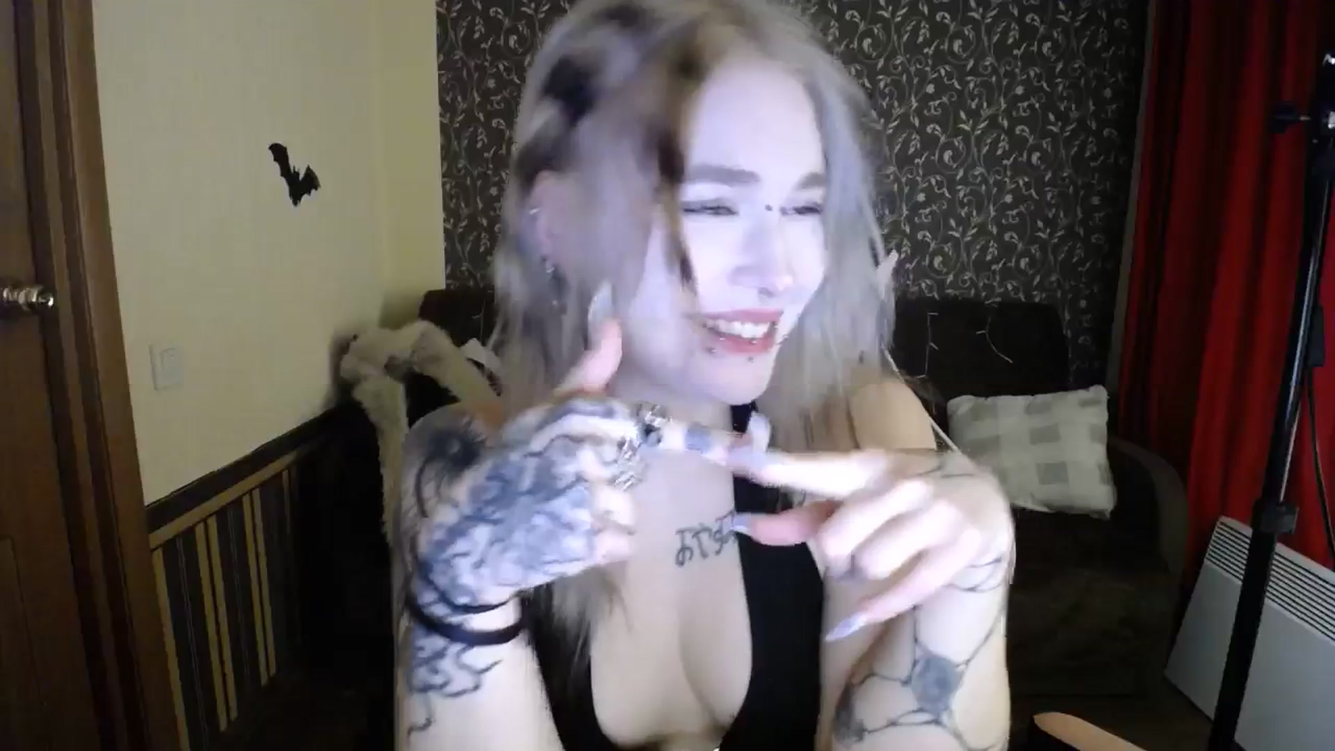 Gallery image thumbnail from Killinna's myfreecams stream on, 11/28/2025, 15:32 image 13 of 20