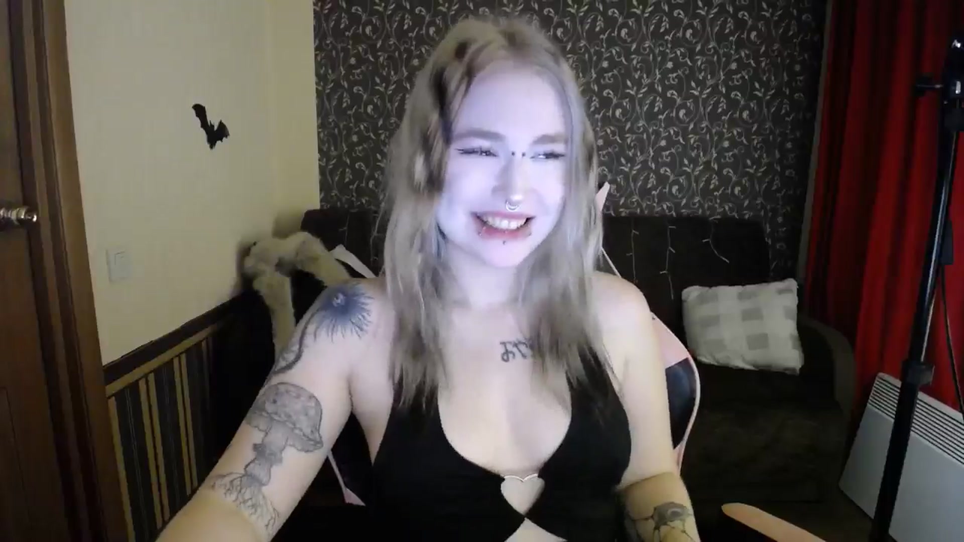 Gallery image thumbnail from Killinna's myfreecams stream on, 11/28/2025, 15:32 image 17 of 20