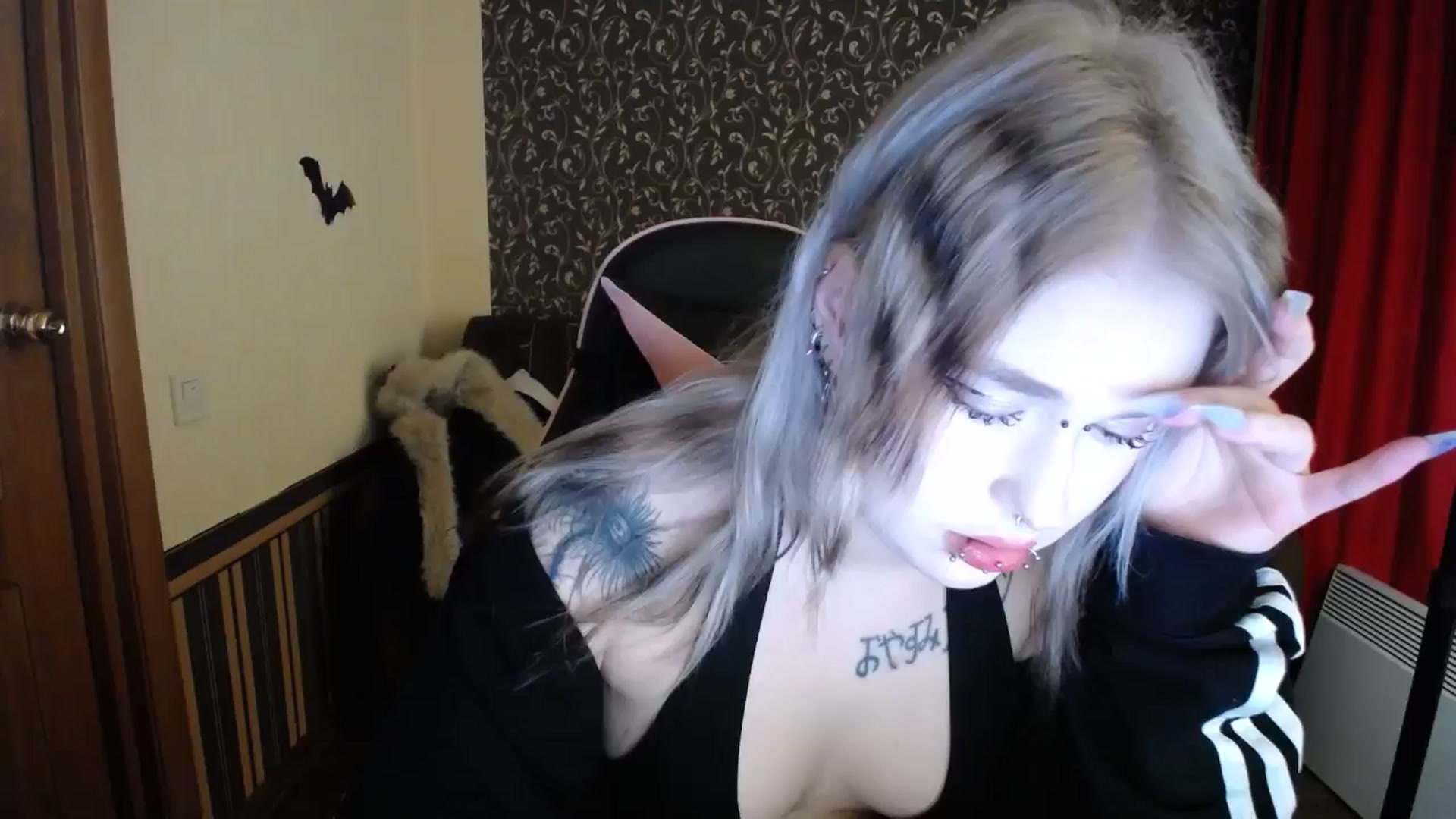 Gallery image thumbnail from Killinna's myfreecams stream on, 11/28/2025, 15:32 image 1 of 20