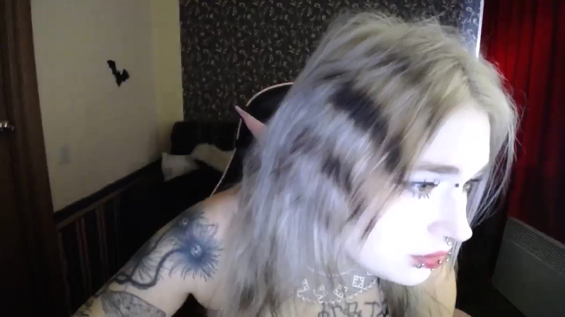 Gallery image thumbnail from Killinna's myfreecams stream on, 12/07/2025, 10:23 image 4 of 20