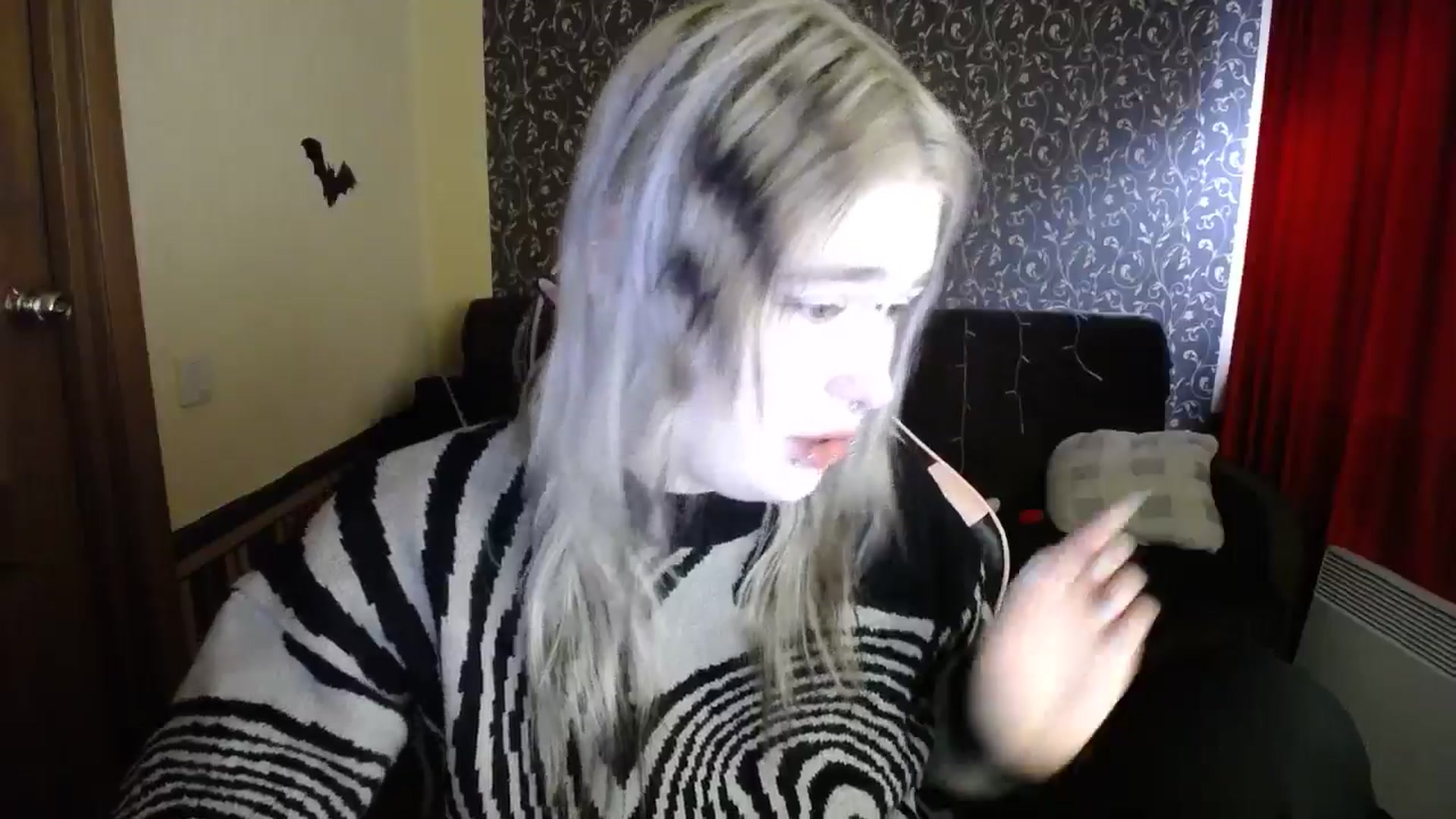 Gallery image thumbnail from Killinna's myfreecams stream on, 12/14/2025, 11:56 image 5 of 20